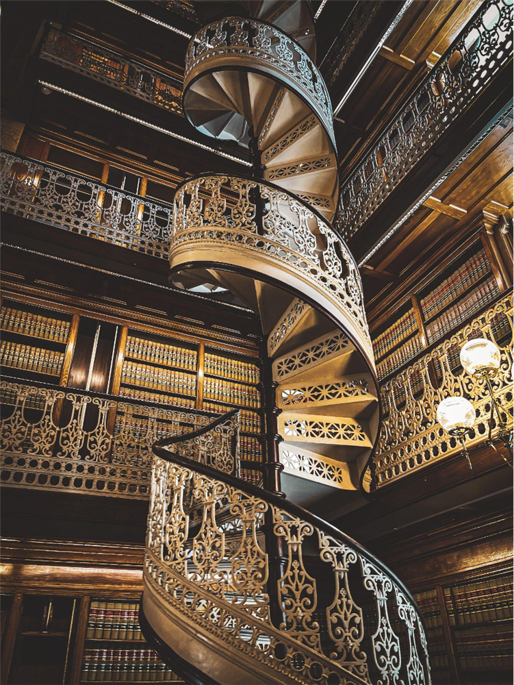 Spiral staircase